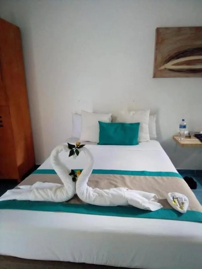 Hotel D'Atyi 10 Avenue Playa del Carmen Inn